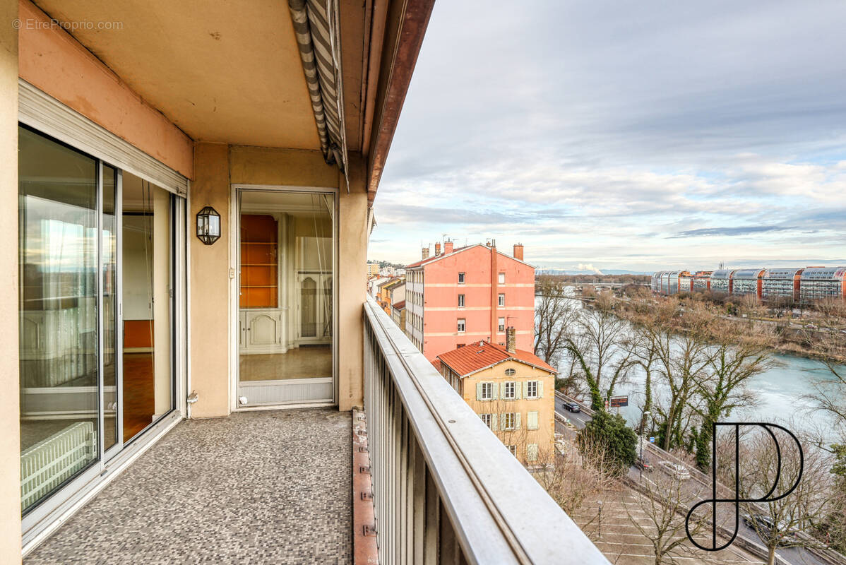 Appartement à CALUIRE-ET-CUIRE