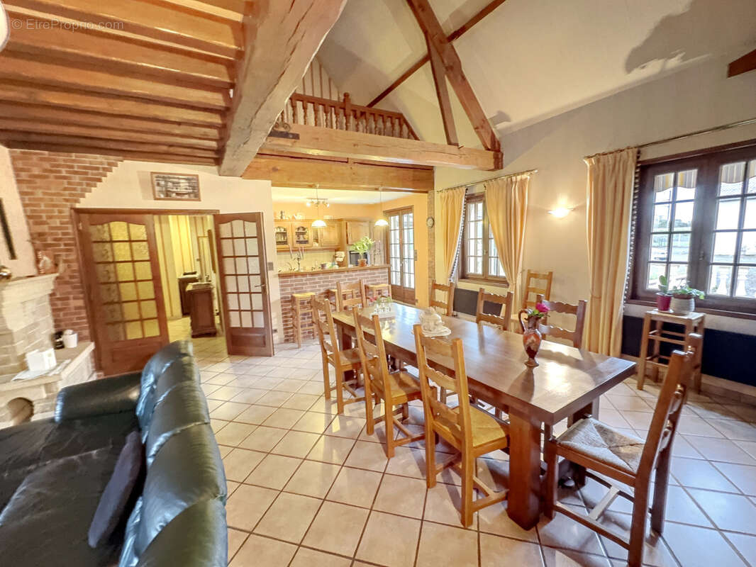 Maison à TOULON-SUR-ALLIER