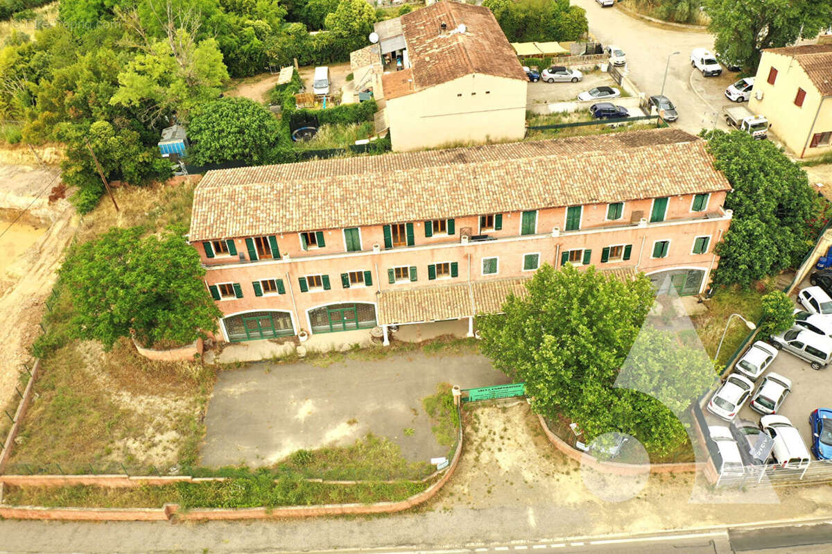 Appartement à SALERNES