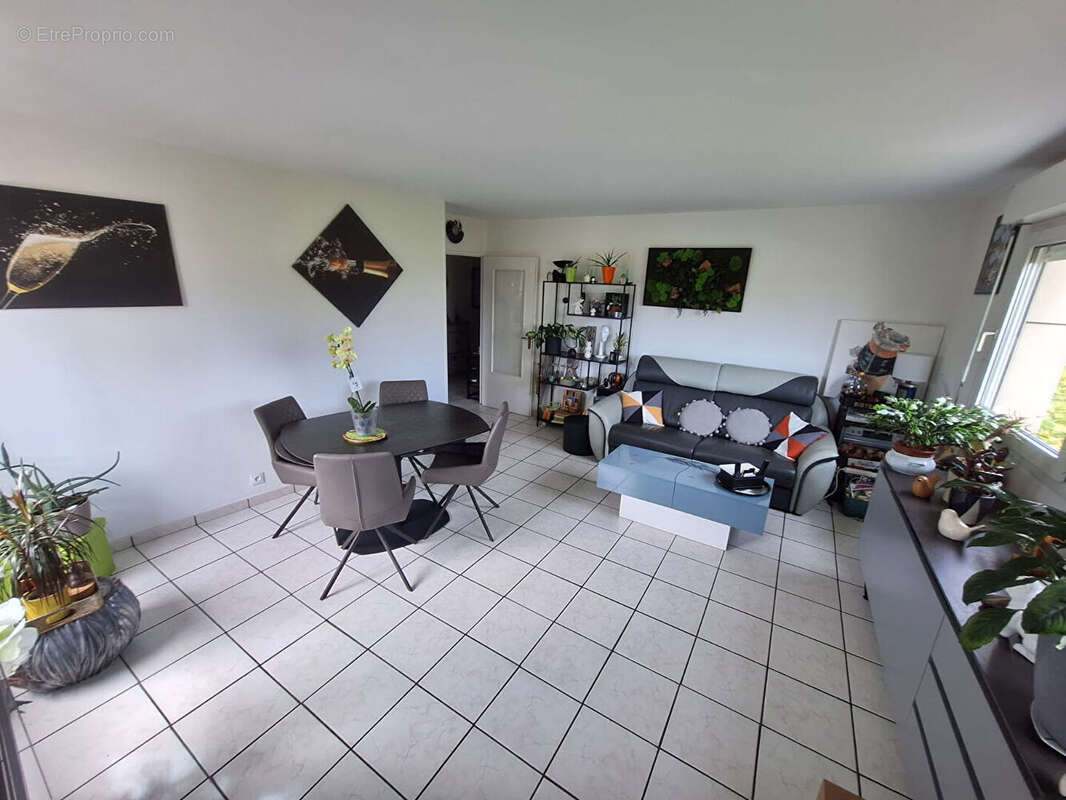 Appartement à LE PRE-SAINT-GERVAIS