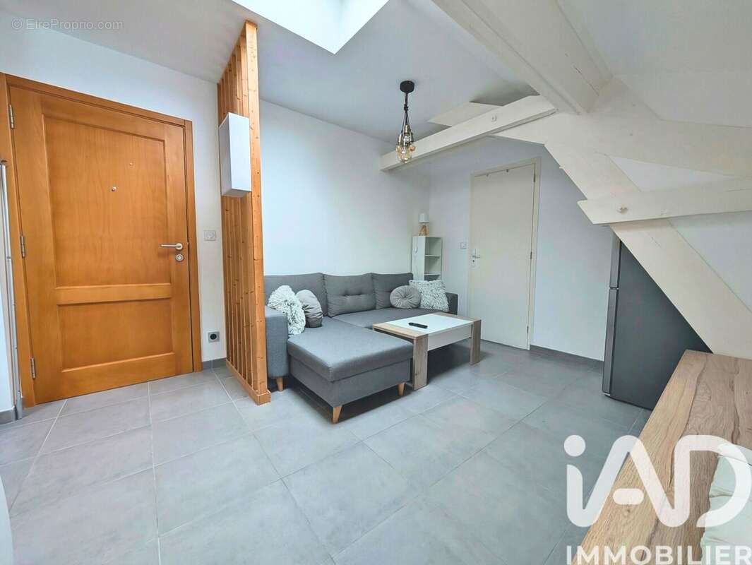 Photo 2 - Appartement à ISLES-LES-VILLENOY