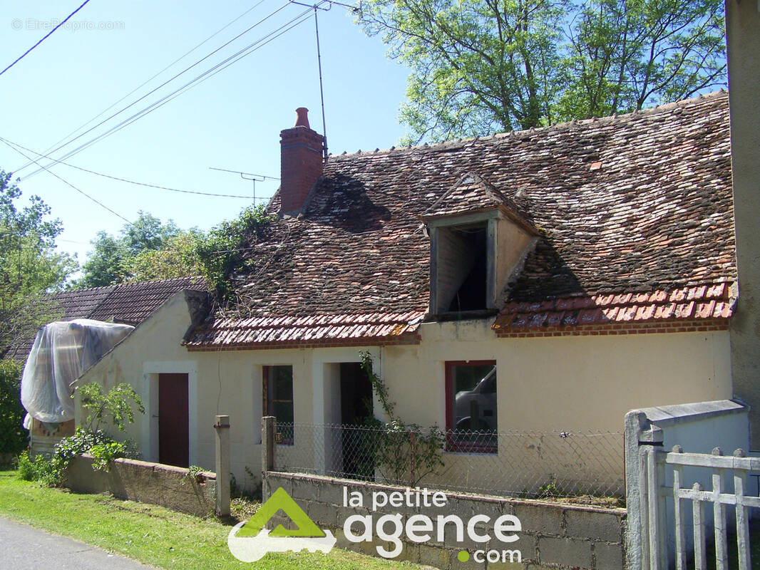 Maison à EPINEUIL-LE-FLEURIEL