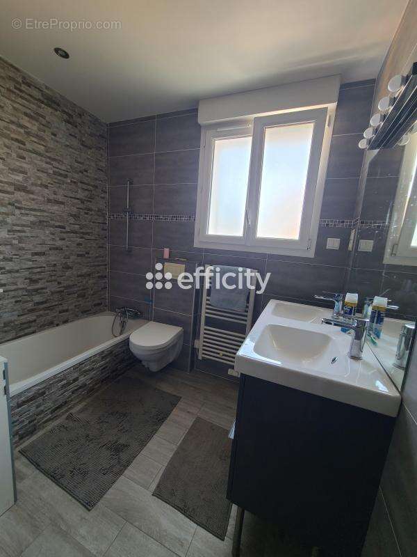 Maison 170 m² à Baillargues  - photo 5