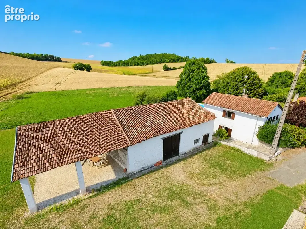 Propriété en pierre avec piscine et grange, près d'Aubeterre-sur-Dronne ! - photo 18