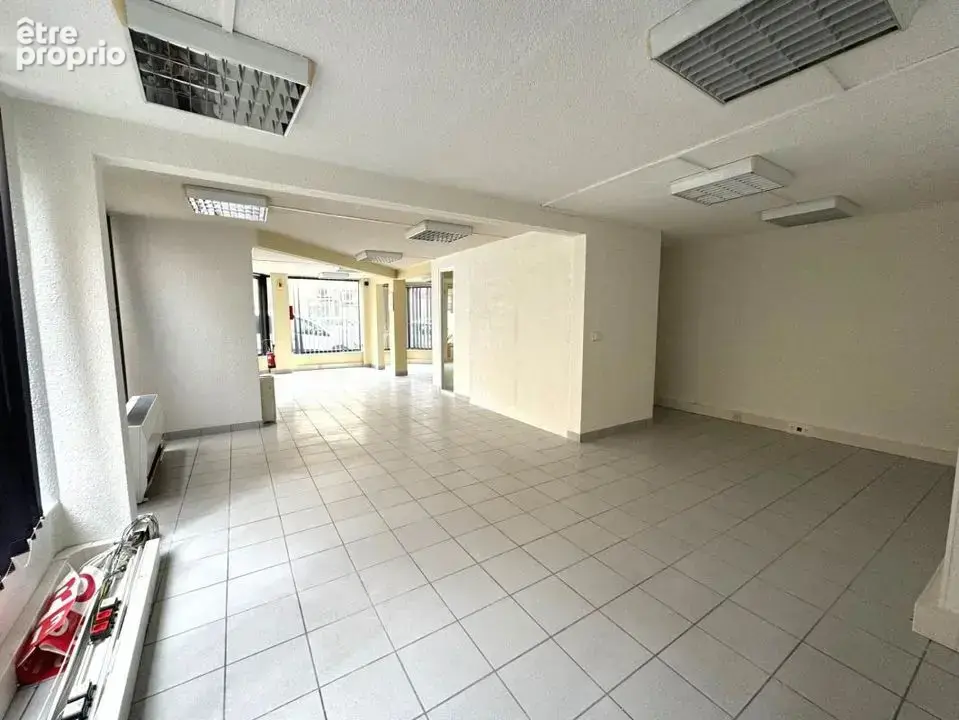 Commerce 75 m² à vendre à Romans-Sur-Isere (26100) - photo 3