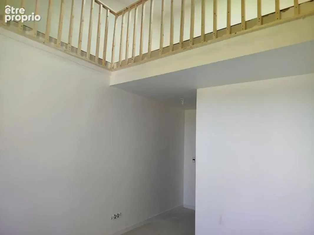 Maison Pourrieres 5 pièce(s) 92 m2 avec terrasse et balcon - photo 5