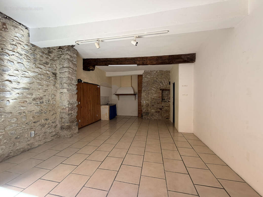 Villefranche-de-Conflent   Une maison de caractère au cœur d'un village chargé d'histoire - photo 3