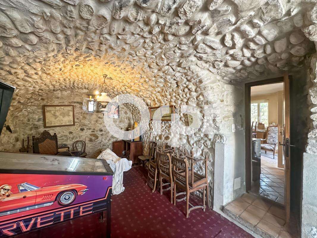 Maison à VALLON-PONT-D'ARC