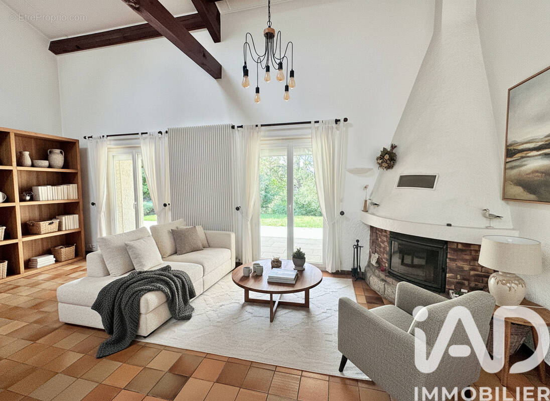 Photo 1 - Maison à SAINT-PAUL-EN-CORNILLON