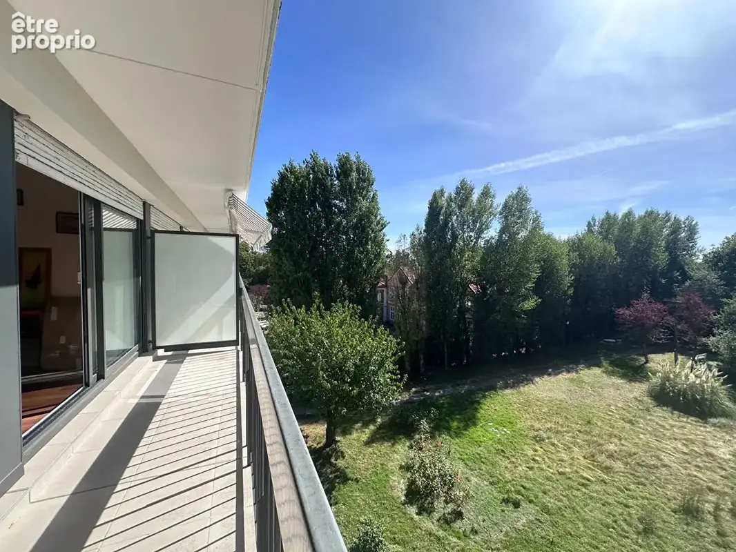 Photo Appartement à Verrieres-Le-Buisson au prix de 295 000€