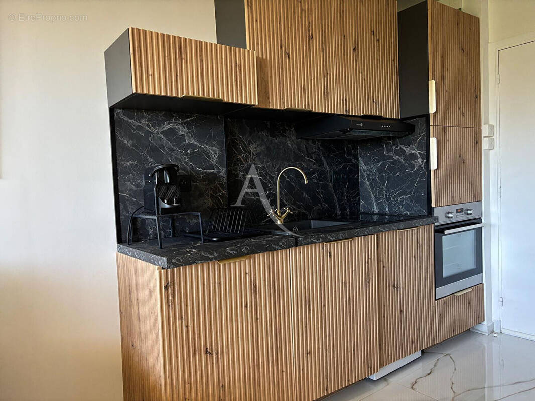 Appartement à VALLAURIS