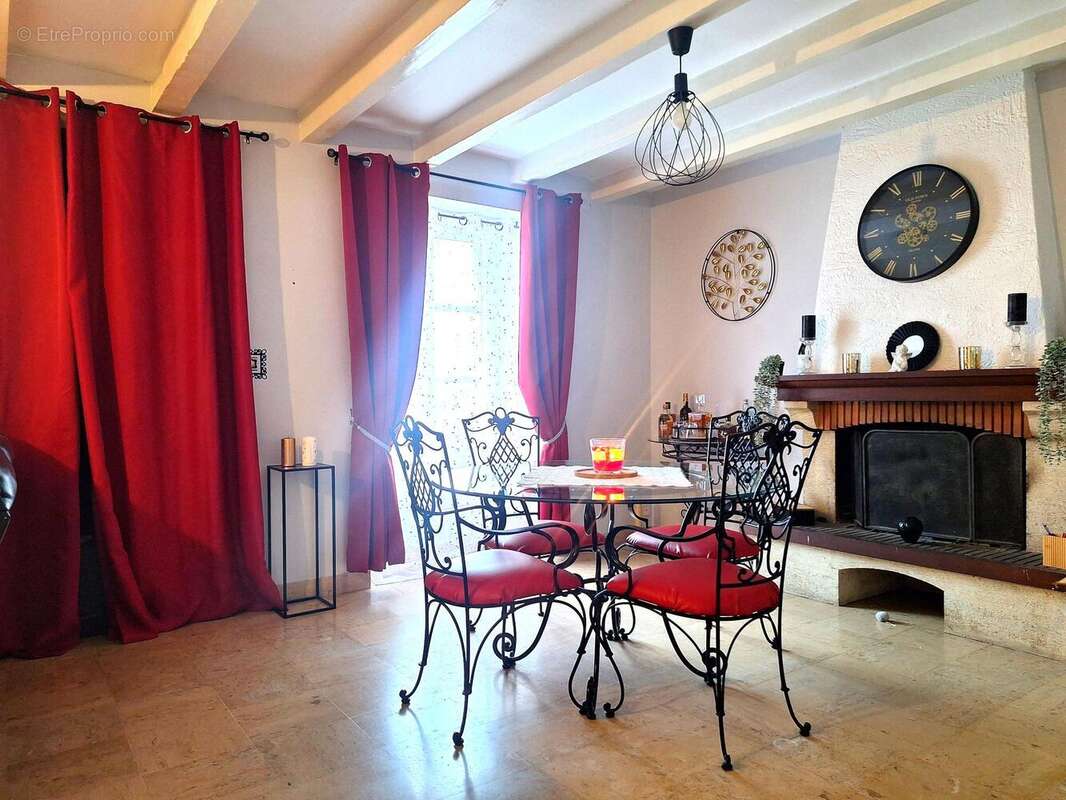 Maison à LE LANDREAU