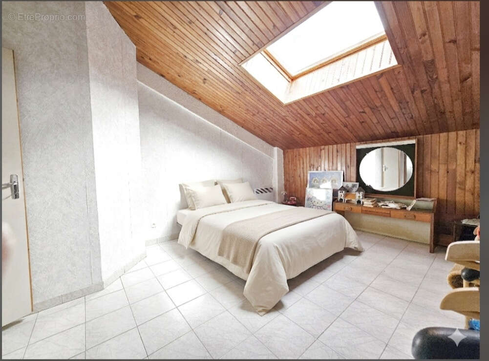 Maison à FLEURY