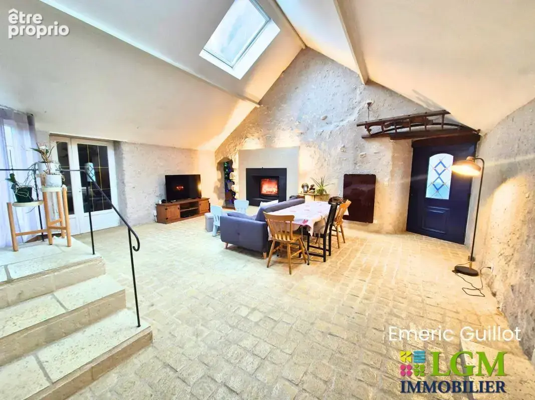 Maison de caractère 1850 – 240 m² habitables – Grenier - Atelier - Grange - Garage - Caves – DPE C – Proche Mer (41500) - photo 3