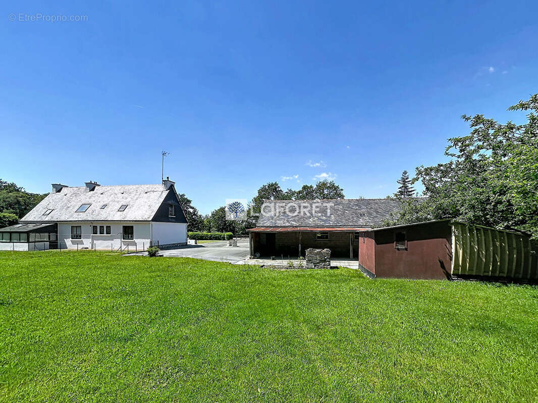 Maison à LOCOAL-MENDON
