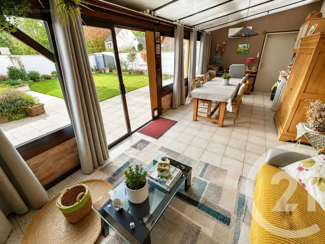 Maison à MOUSSY-LE-VIEUX