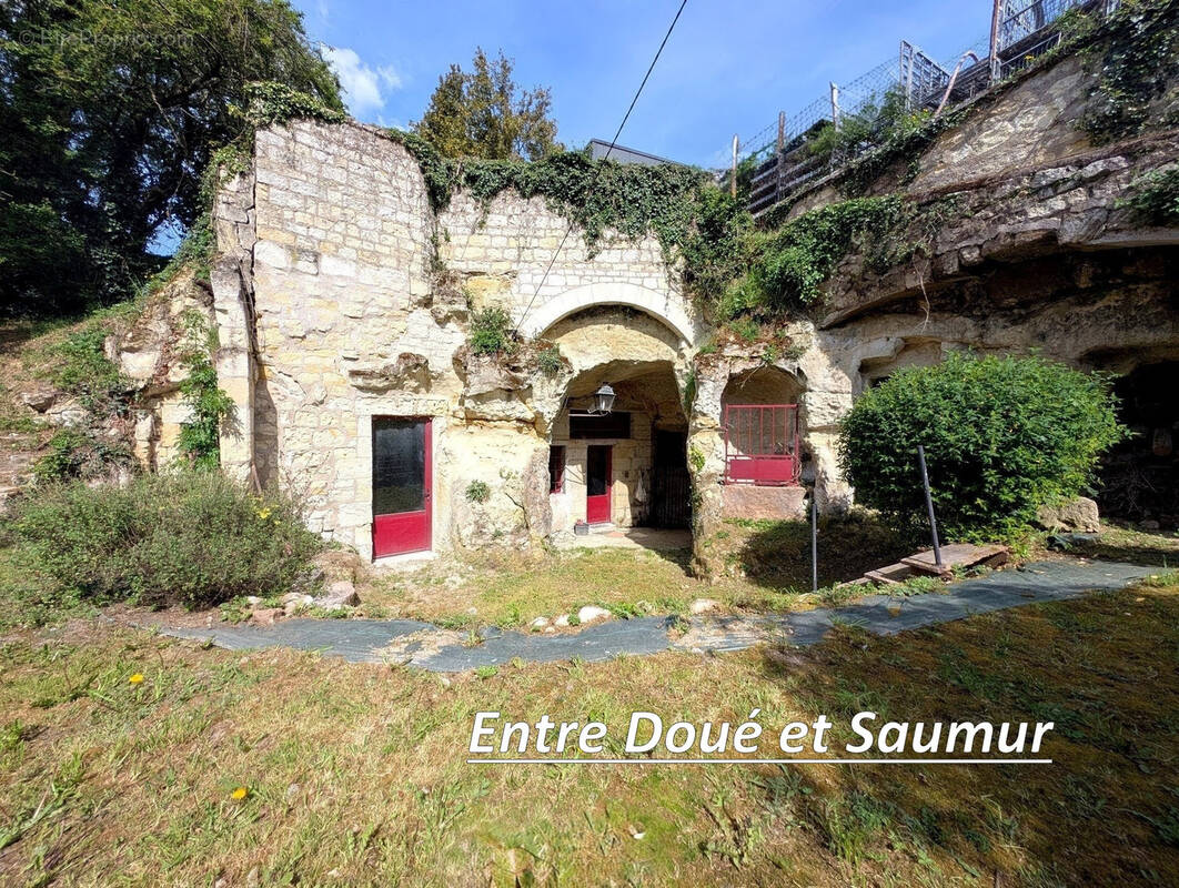 Maison à LOUERRE