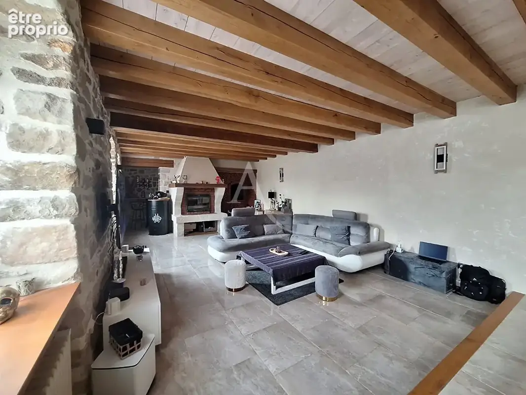 Maison à LE CHATELET-EN-BRIE