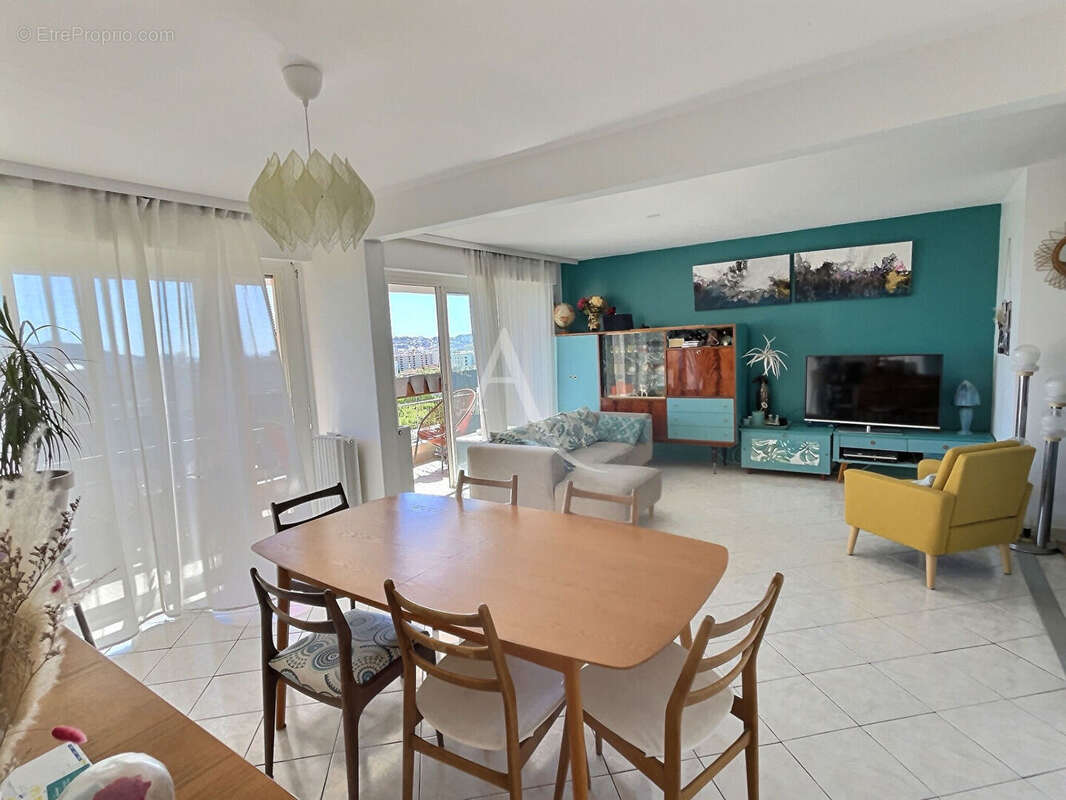 Appartement à MARSEILLE-12E