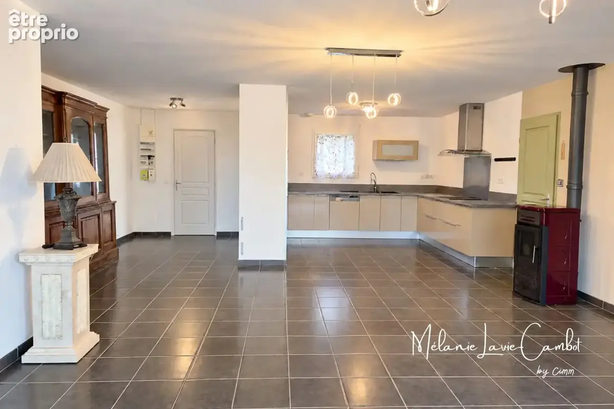 Maison 5 pièces 109 m² à vendre à Pleine-Selve (33820) - photo 3