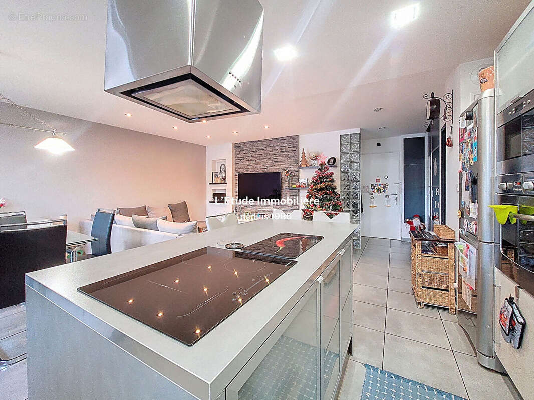 Appartement à RILLIEUX-LA-PAPE