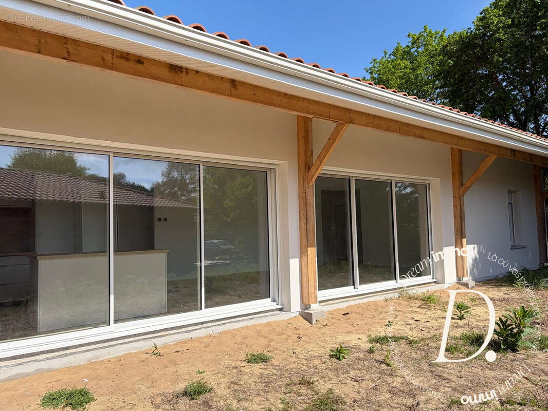 Maison à VIELLE-SAINT-GIRONS