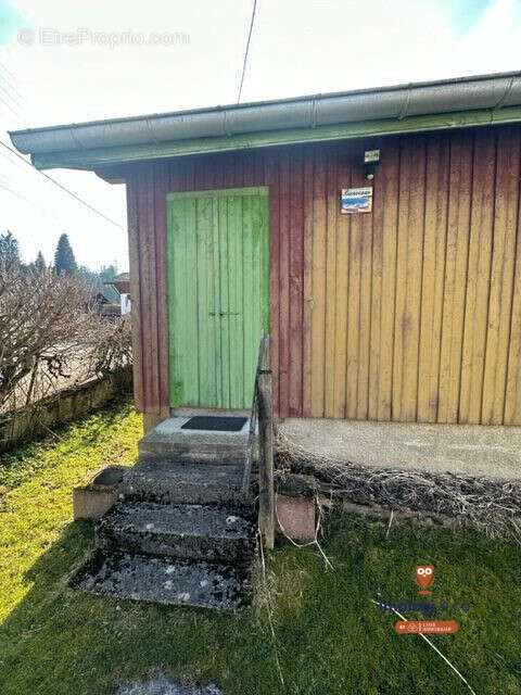 Maison à MONTPERREUX