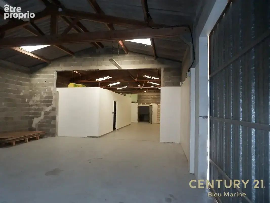 Commerce 600 m² à vendre à Sallertaine (85300) - photo 3