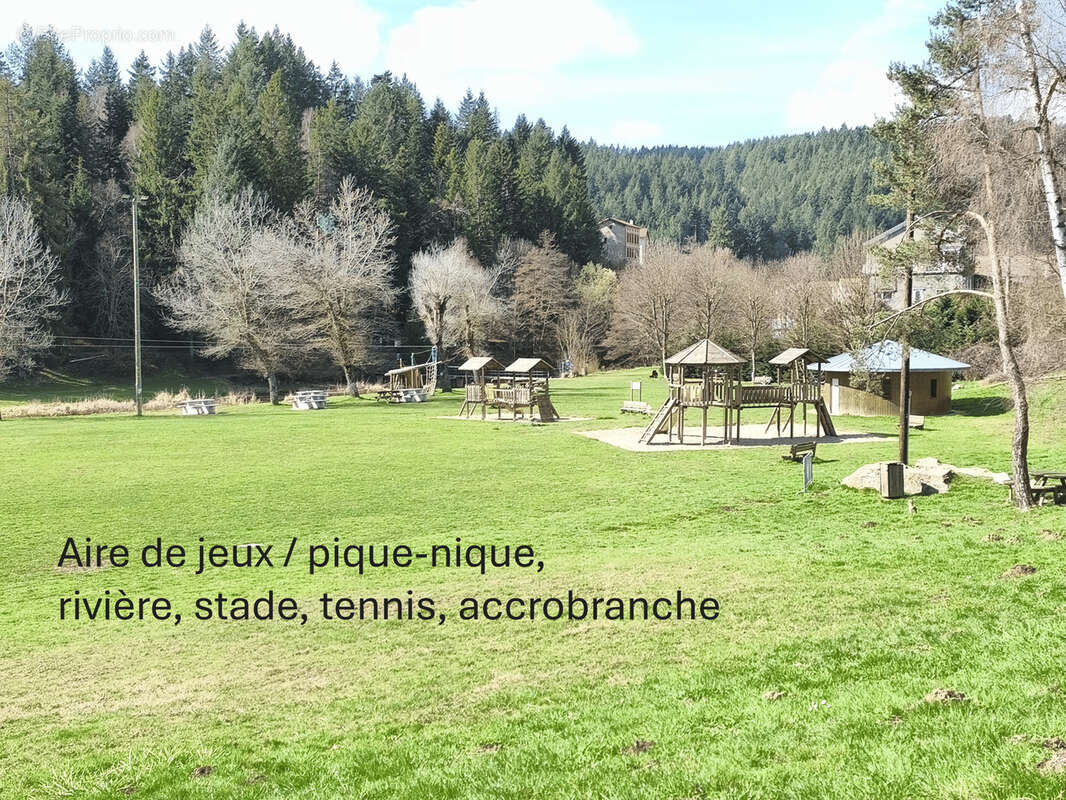 Maison à LA SEAUVE-SUR-SEMENE