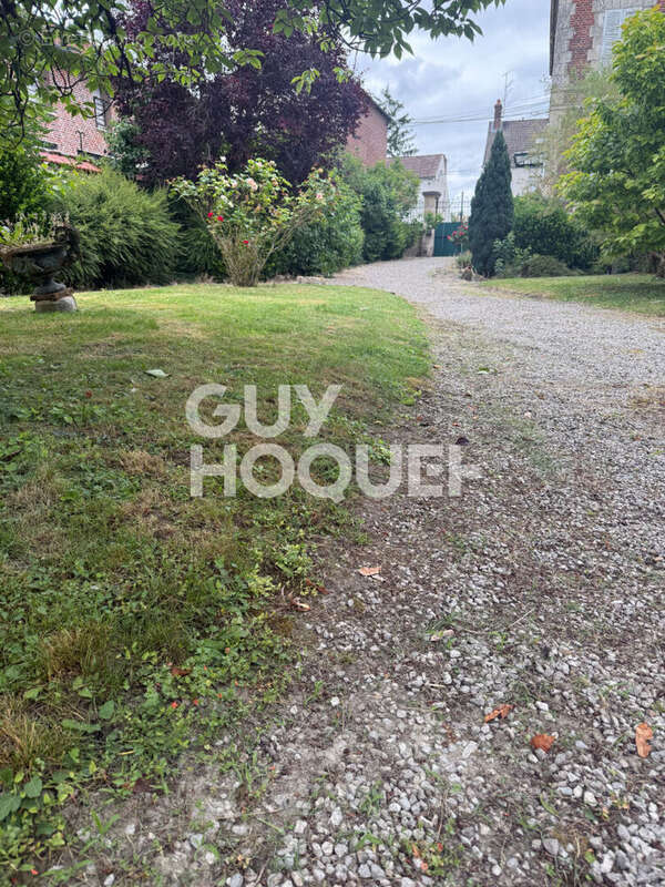Maison 266 m² à Margny-Les-Compiegne  - photo 4