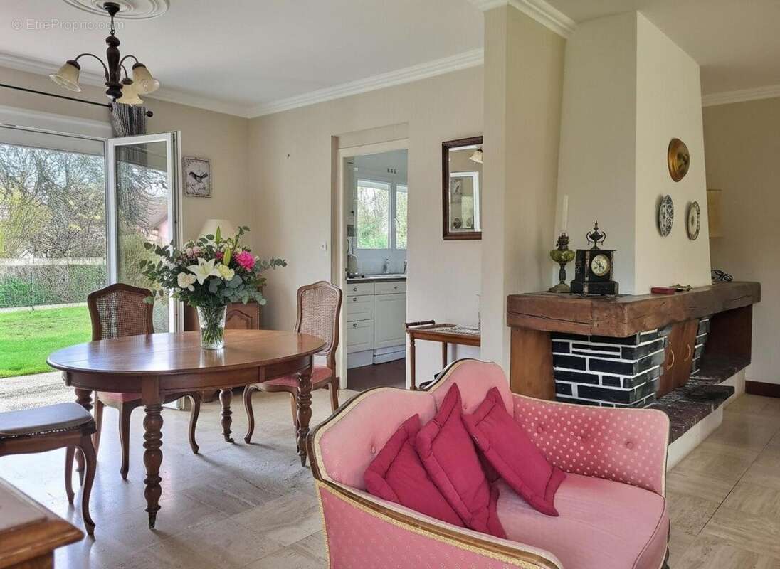 Photo 9 - Maison à SAINT-DENIS-LES-PONTS