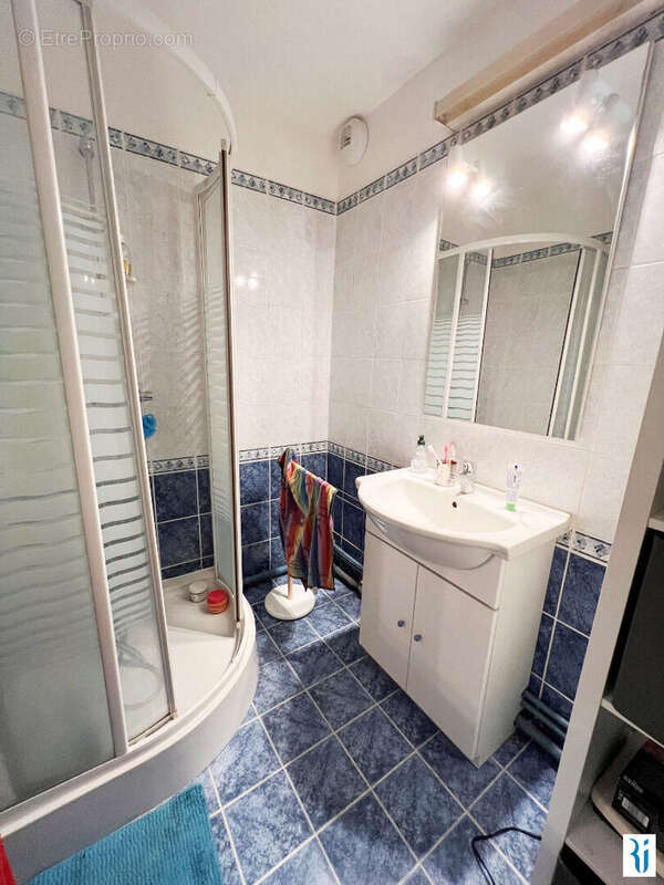 Appartement à MONT-SAINT-AIGNAN