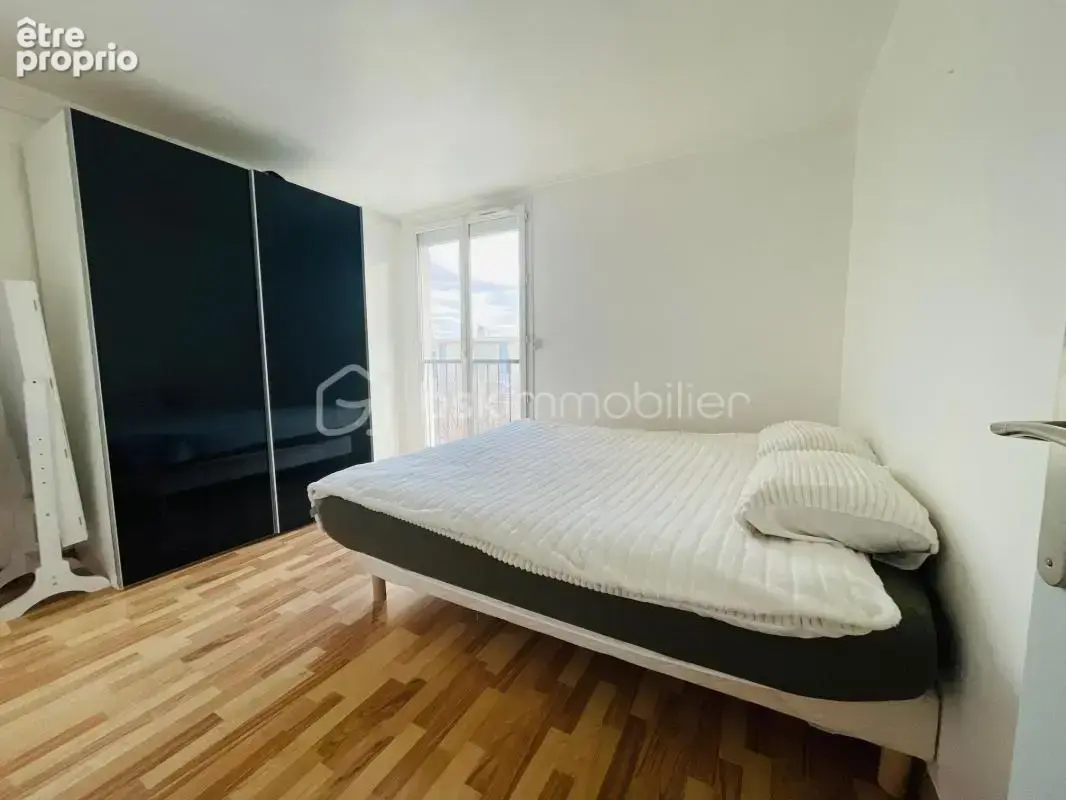 T4-dernier etage-balcon-parking-cave - photo 6