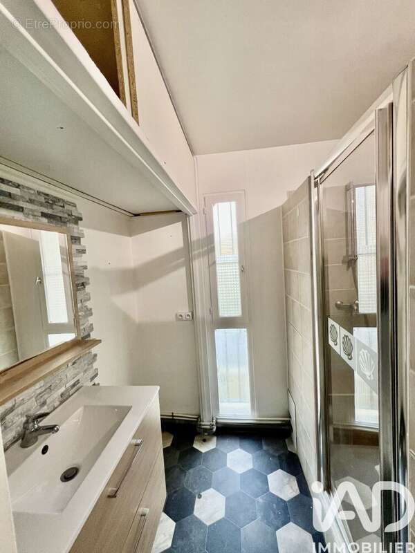 Photo 6 - Appartement à SAINT-OUEN-L'AUMONE