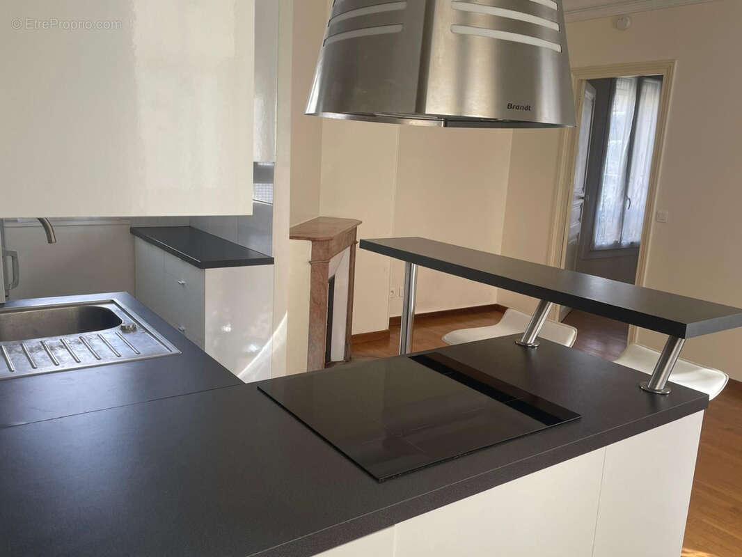 Appartement à PARIS-12E