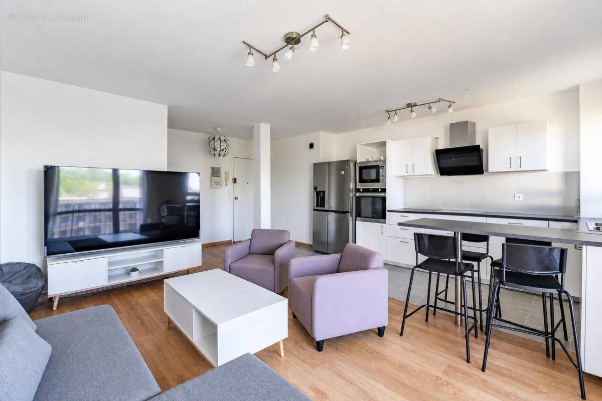 Appartement à ROSNY-SOUS-BOIS