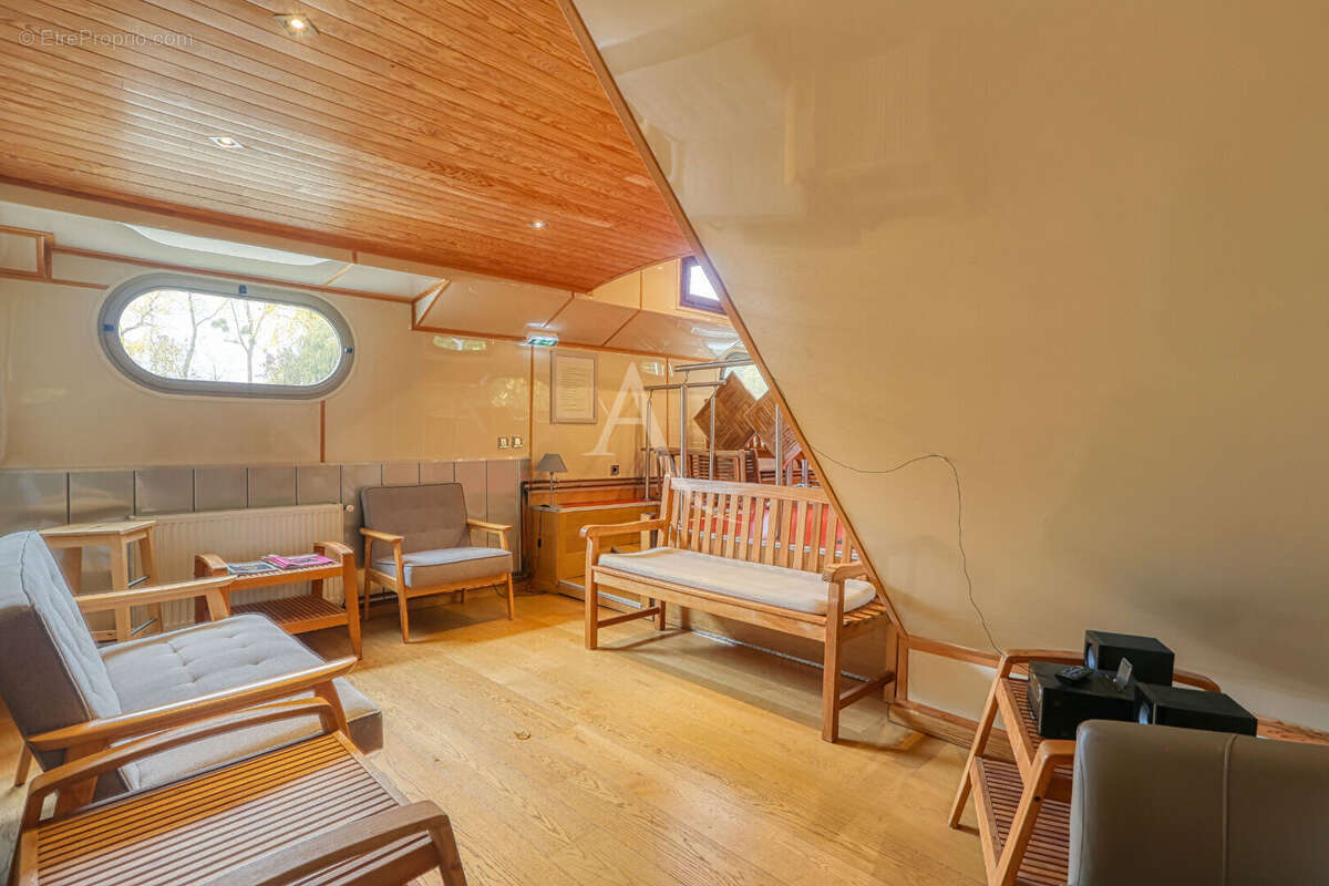 Maison à AUVERS-SUR-OISE