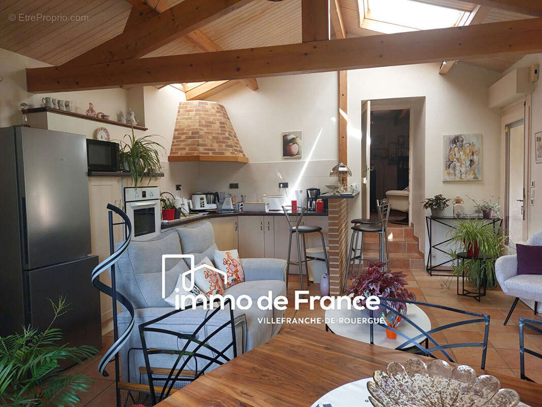 Charmante maison de campagne rénovée avec vue dégagée sur la vallée - photo 4