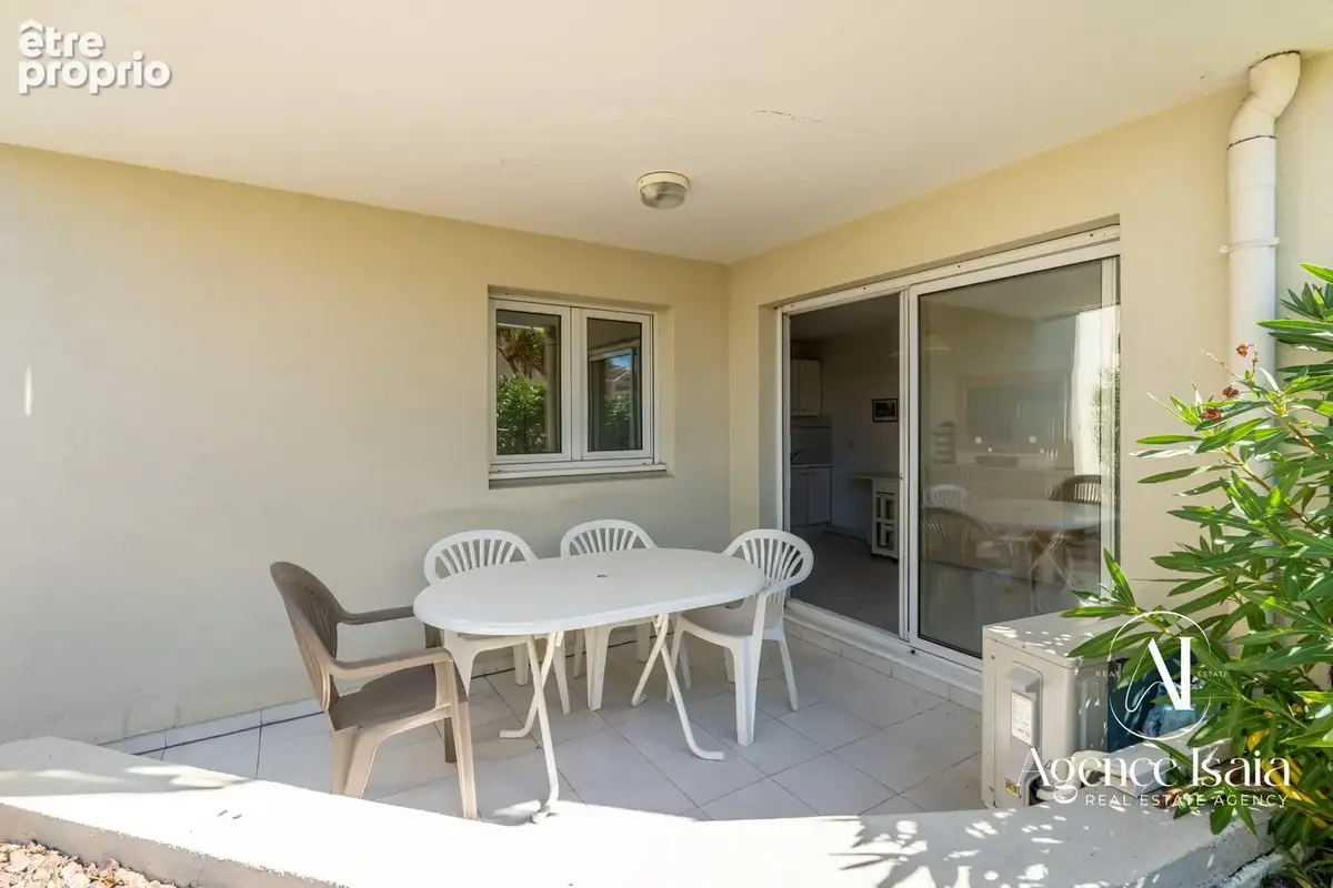 Appartement 2 pièces 30 m² à vendre à Cavalaire-Sur-Mer (83240) - photo 7