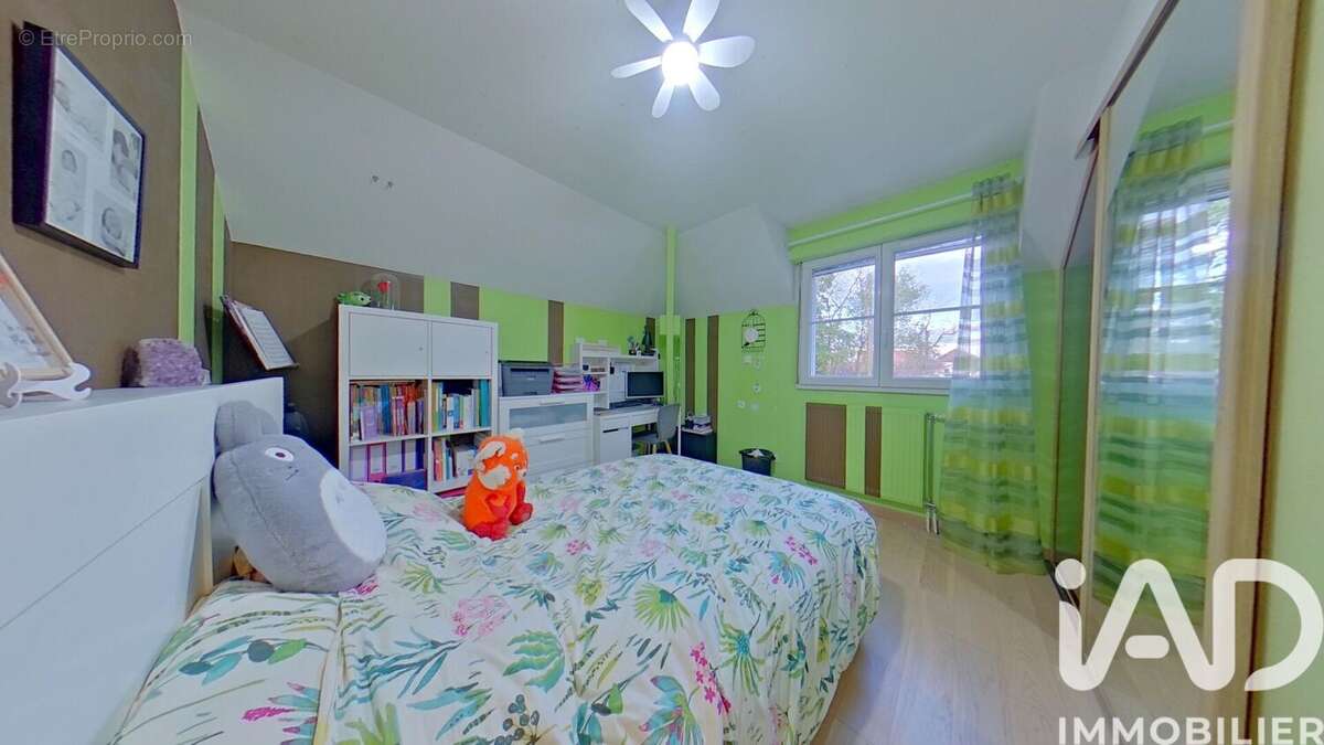 Photo 9 - Maison à LIEUSAINT