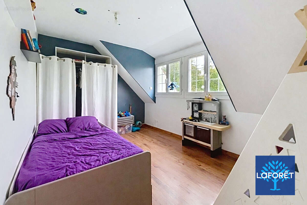 Maison Guigneville Sur Essonne 7 pièce(s) 155 m2 - 1110 m² - photo 12
