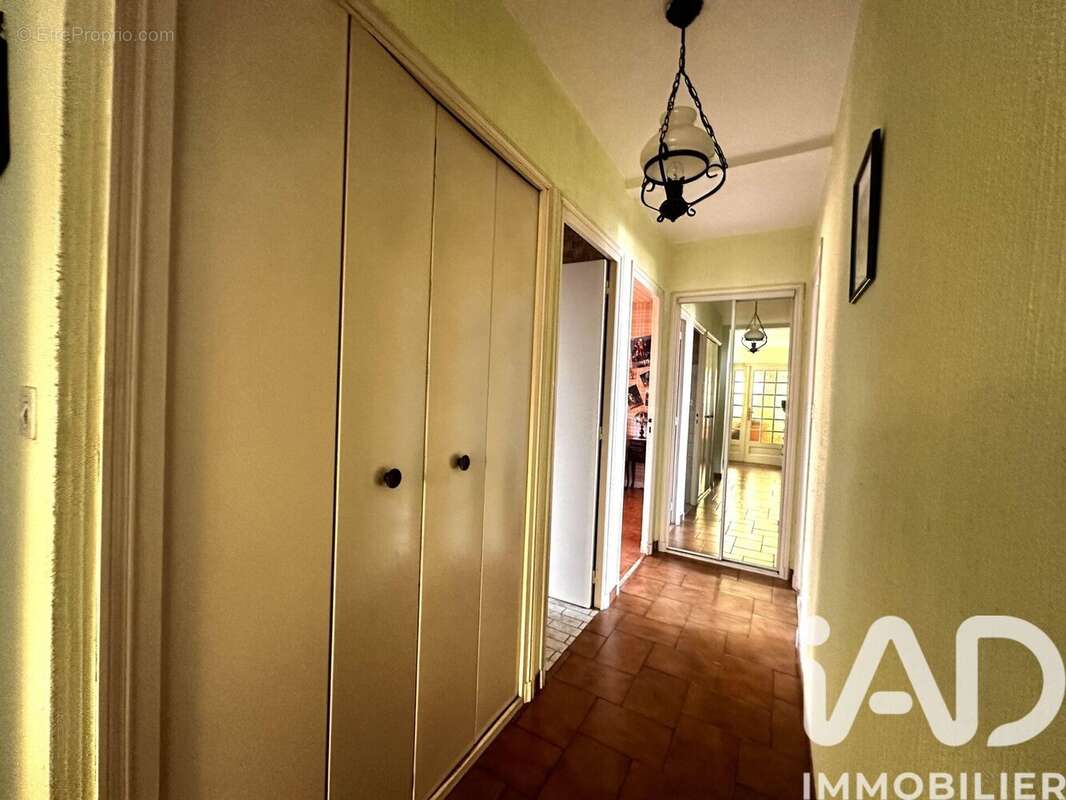 Photo 7 - Maison à SAINT-ETIENNE