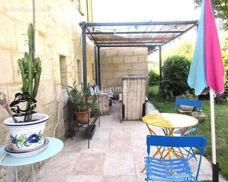 Maison à SAINT-ANDRE-DE-CUBZAC