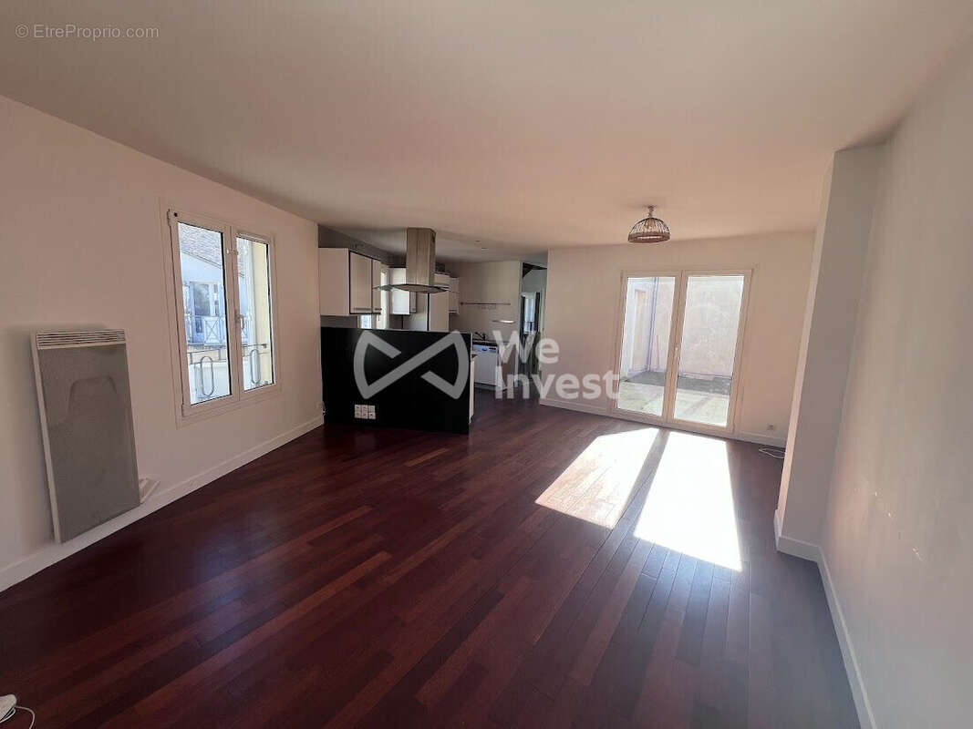 Appartement à LINAS