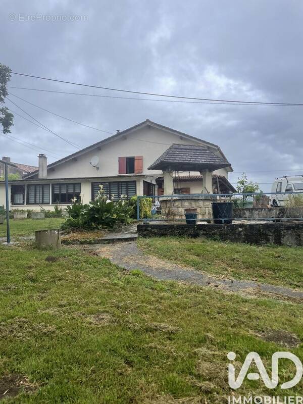 Photo 1 - Maison à MARTRES