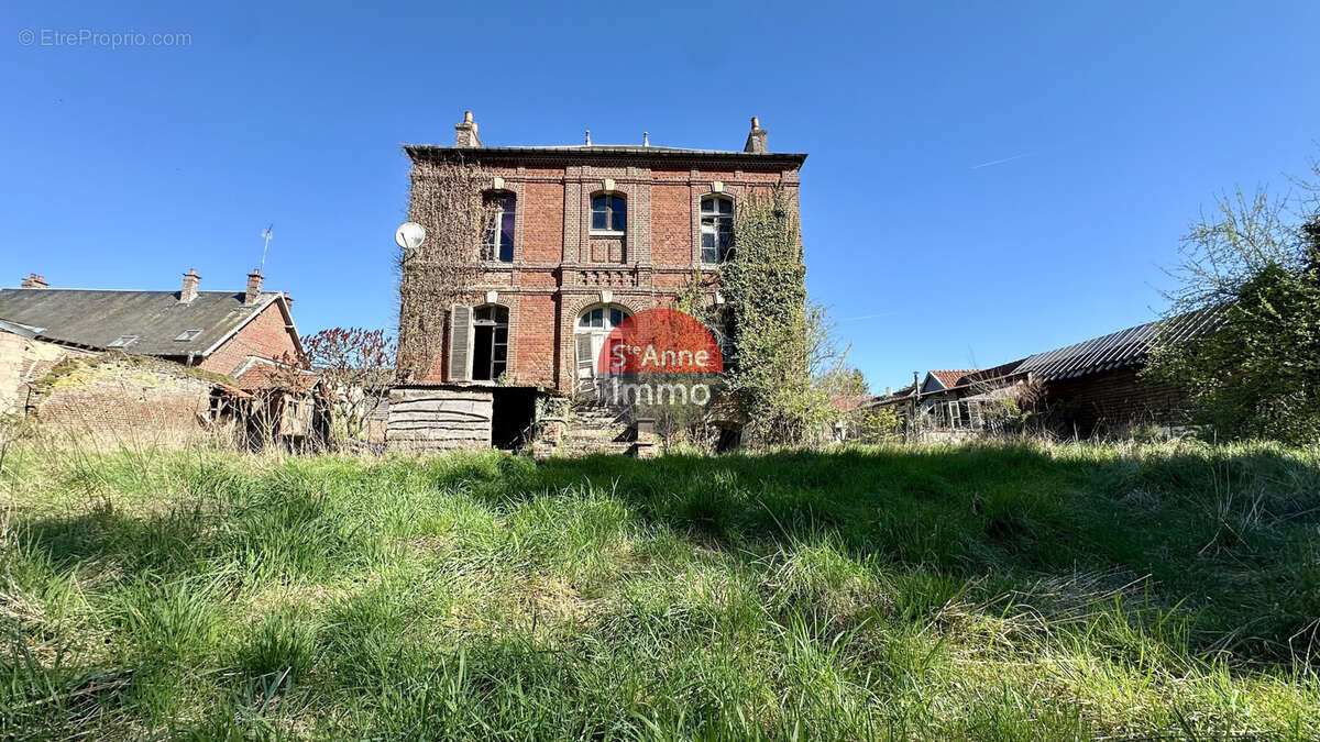Maison à FREMONTIERS