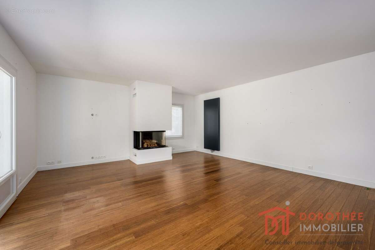 Maison 112 m² à Marolles-En-Brie  - photo 4