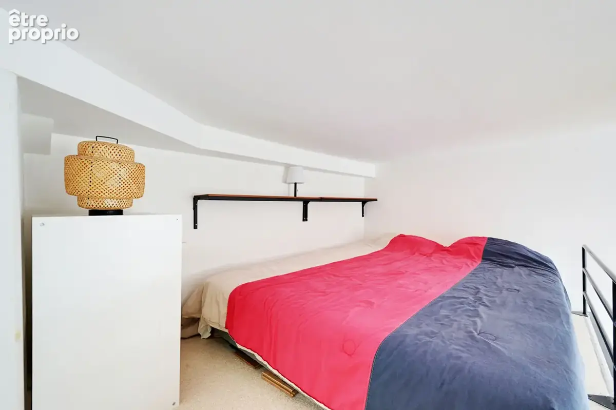 Paris 19ème : Studio en parfait état avec terrasse privative - photo 4