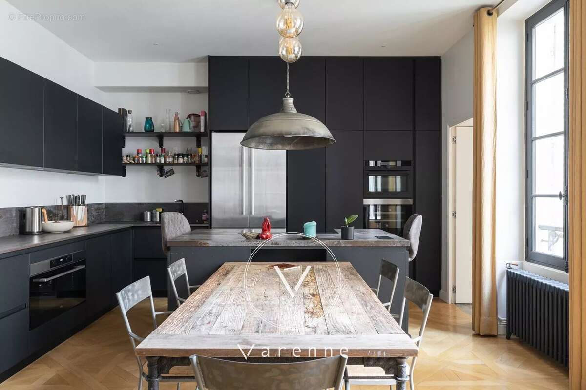 Appartement à PARIS-6E