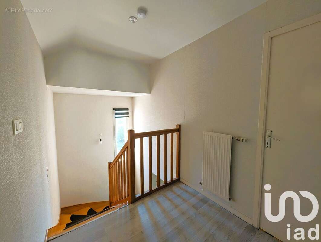 Photo 6 - Maison à CREVIN